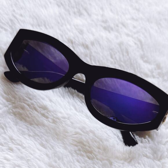 Francis Mirrored Purple with Black Rim Sunglasses - Picture 1 of 16